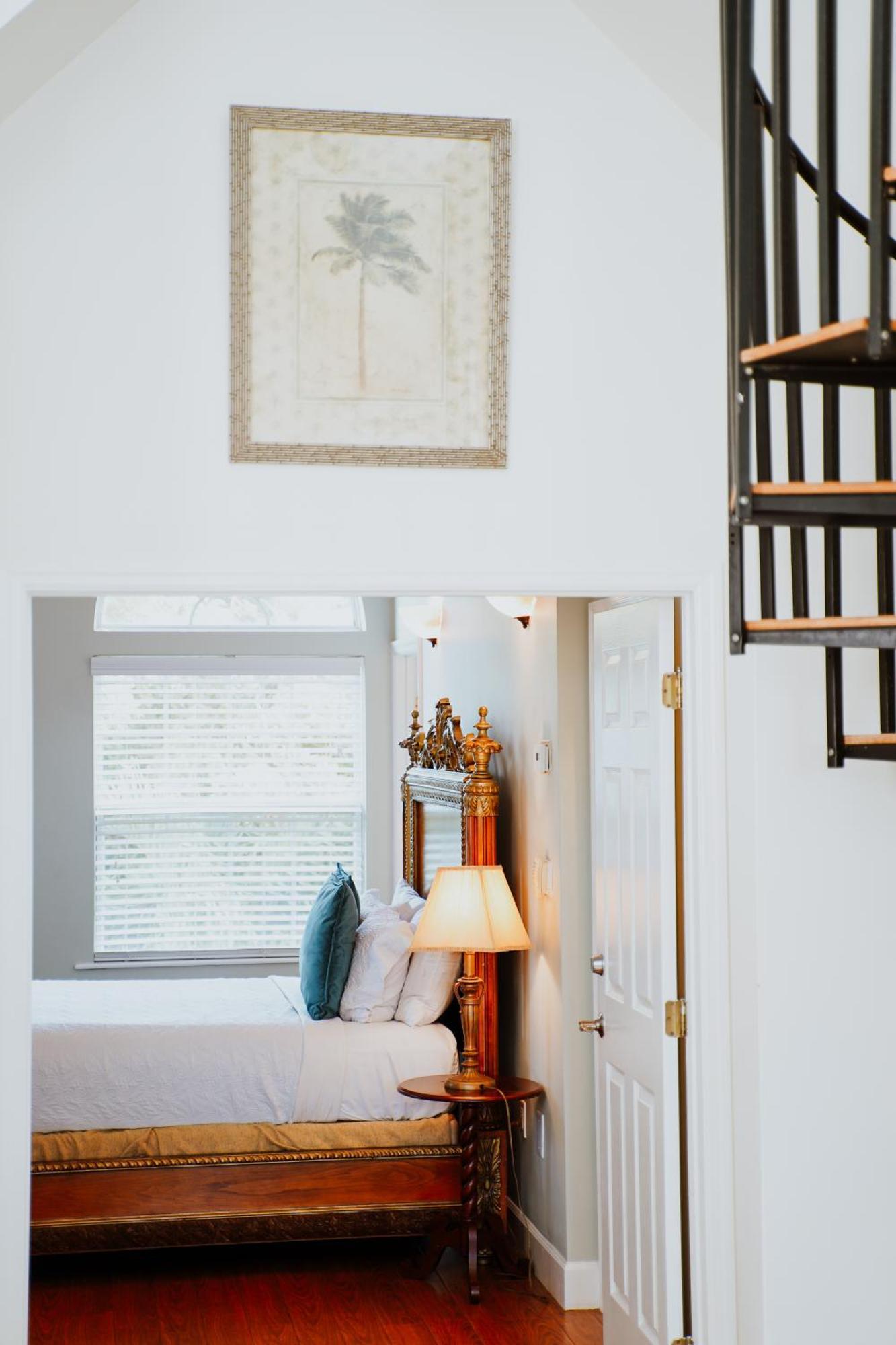 Shangri-La Boutique Bed & Breakfast West Bay Quarto foto